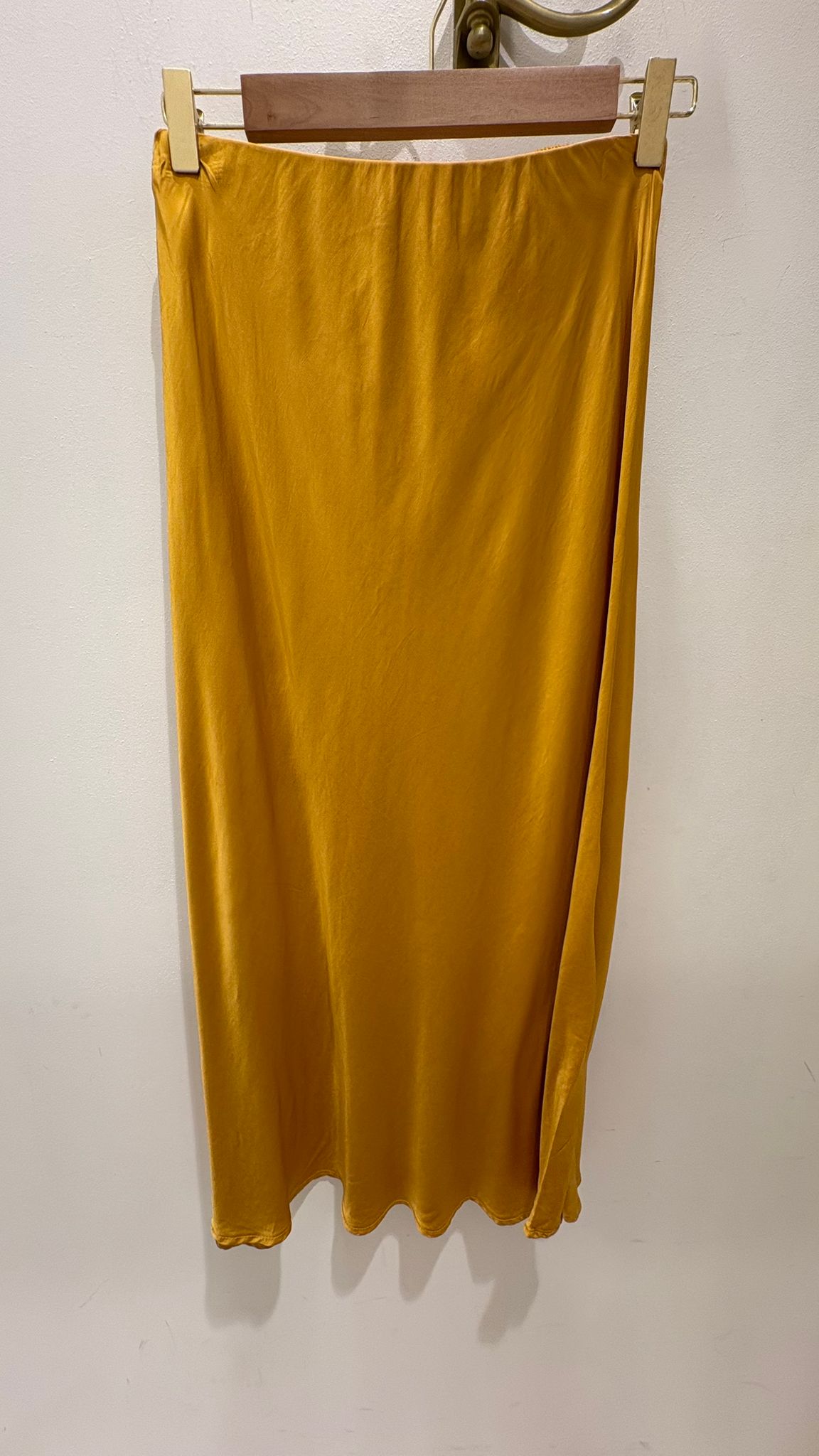 FALDA LEONOR MOSTAZA