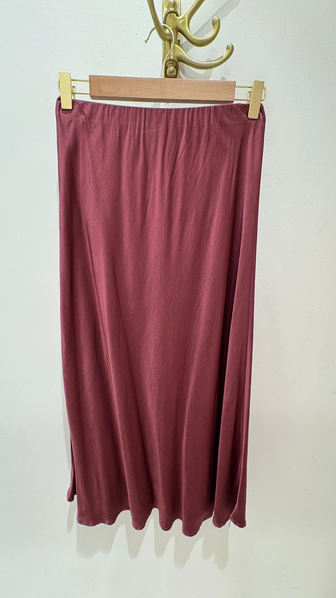 FALDA LEONOR BURDEOS