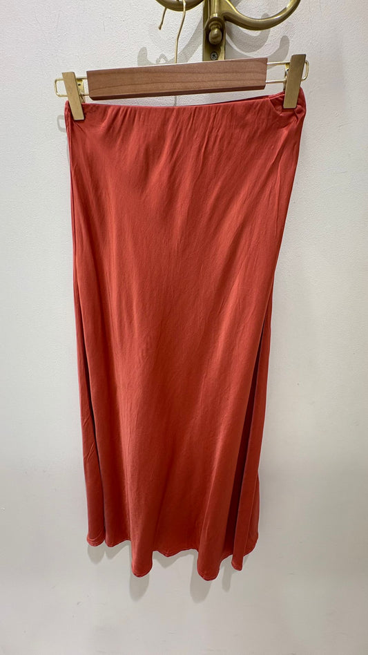 FALDA LEONOR CALDERO