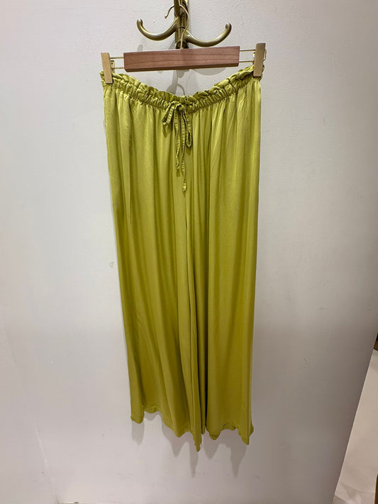 PANTALÓN VERDE PISTACHO