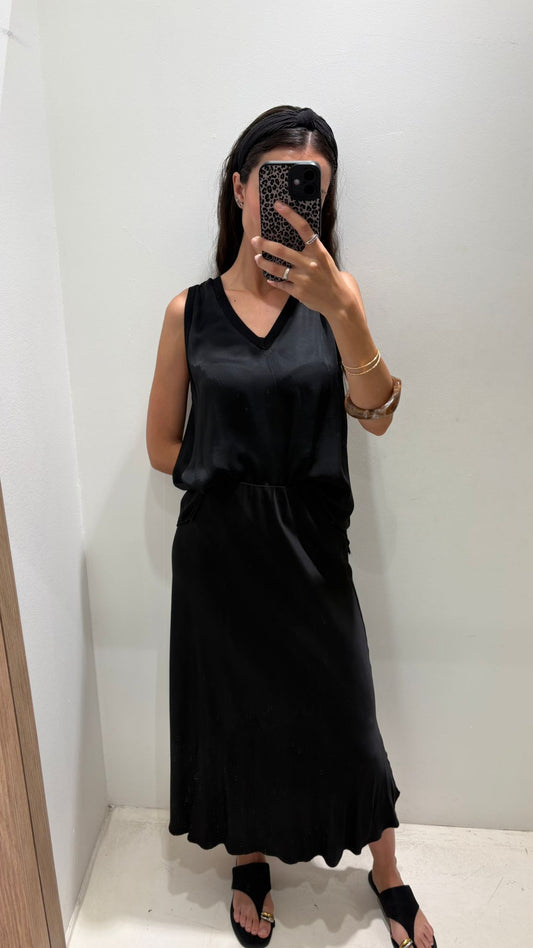 TOP LÍA CUELLO PICO