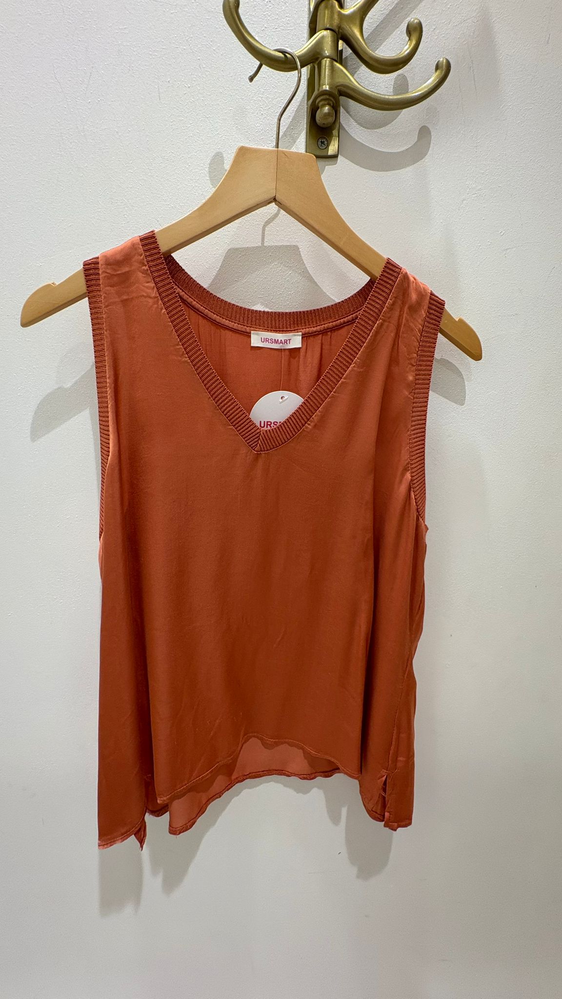 TOP LÍA CUELLO PICO CALDERO