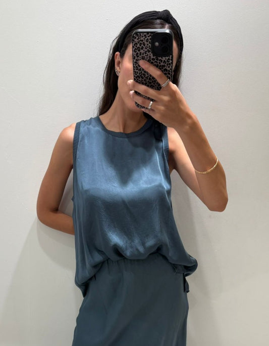 TOP LÍA CUELLO REDONDO