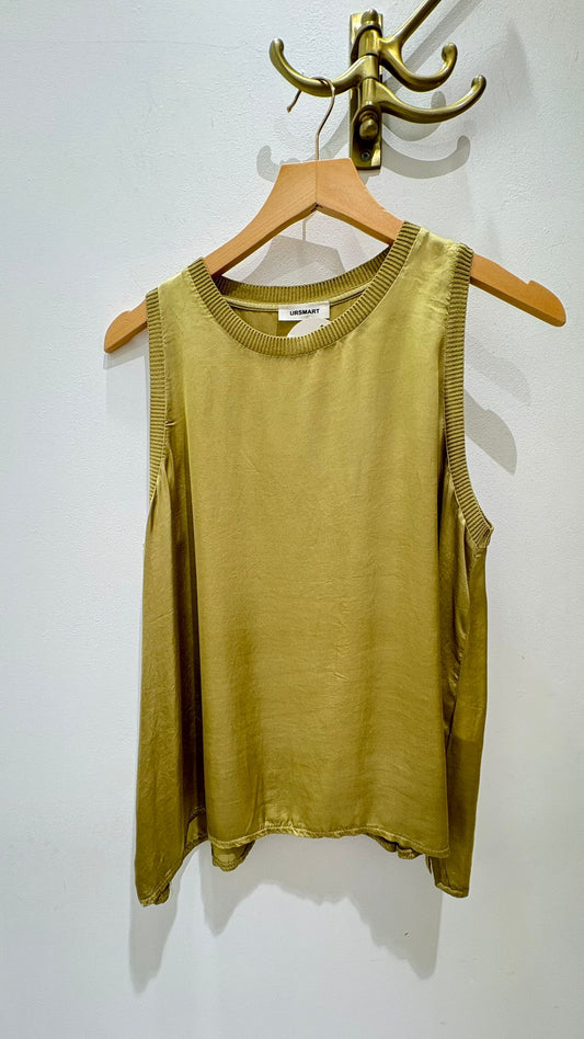 TOP LÍA CUELLO REDONDO VERDE